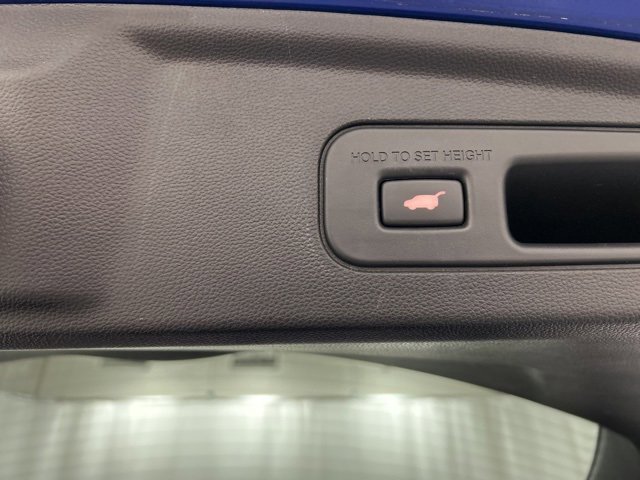 Used 2023 Acura MDX A-Spec image 33