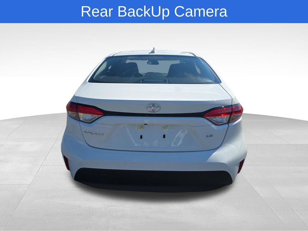 Used 2026 Toyota Corolla LE FWD image 5