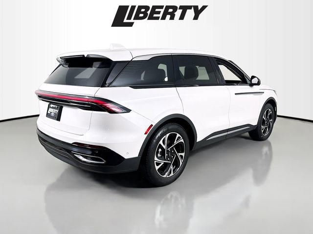 Used 2024 Lincoln Nautilus Premier w/ Equipment Group 102A image 7