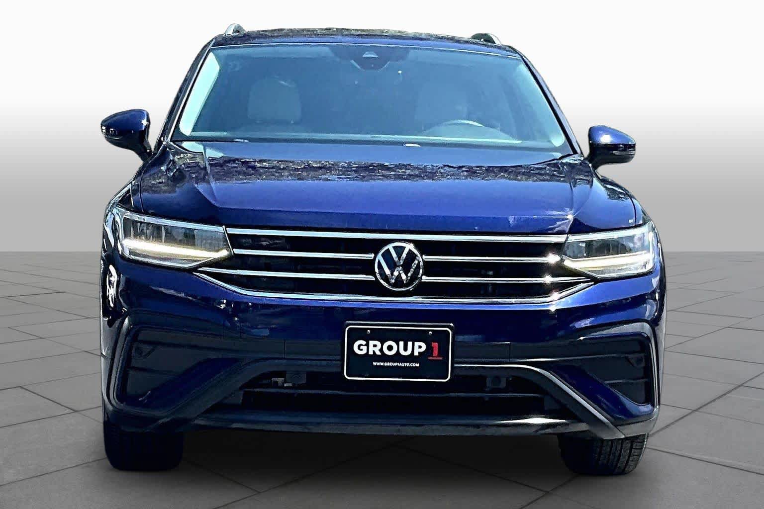 Used 2023 Volkswagen Tiguan SE FWD image 4