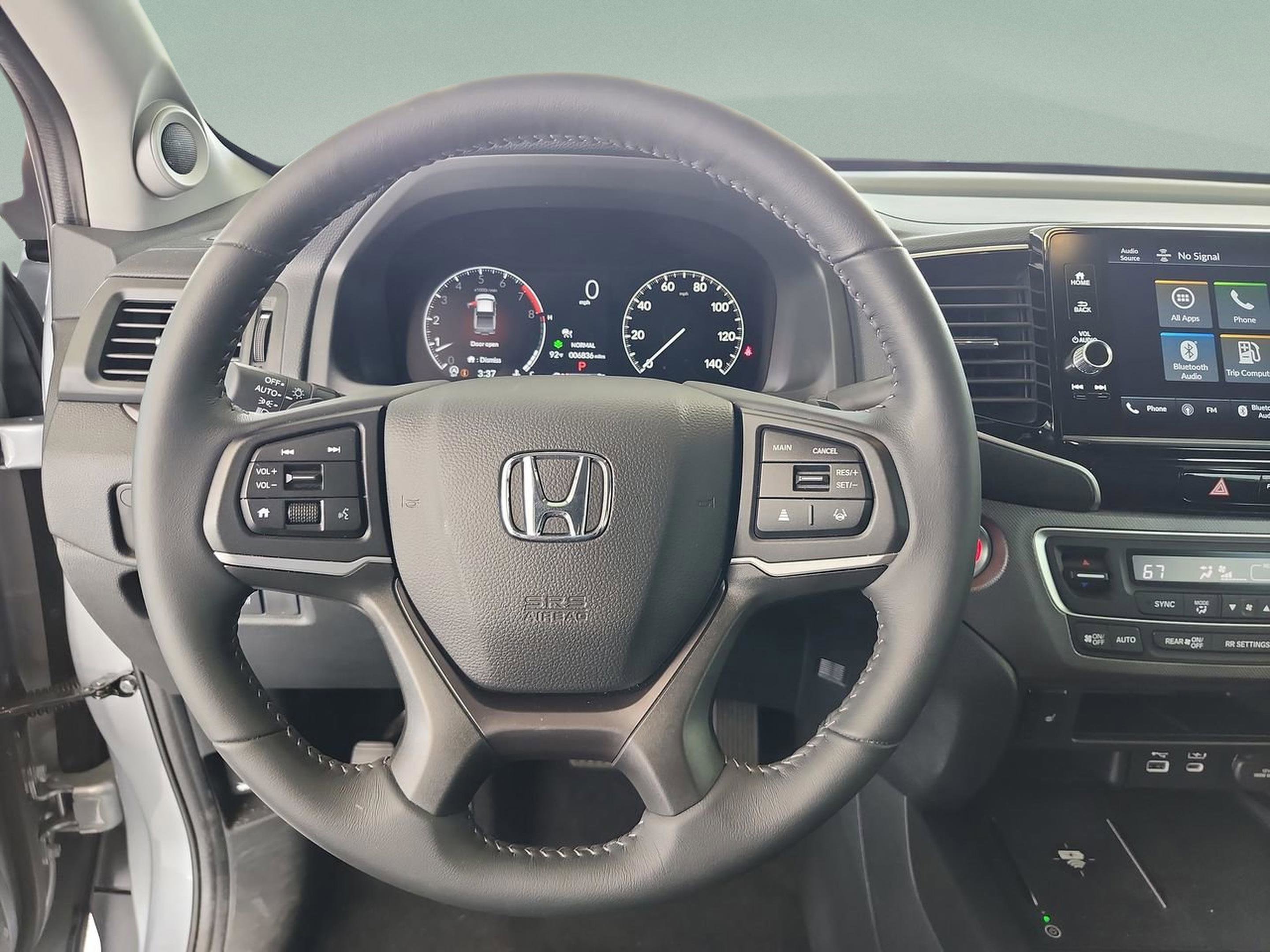 Used 2025 Honda Ridgeline RTL image 10