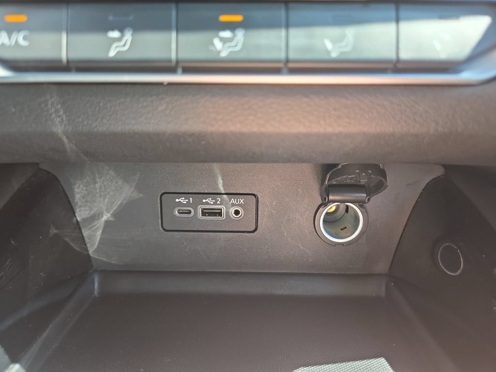 Used 2024 Nissan Altima 2.5 SR FWD image 33