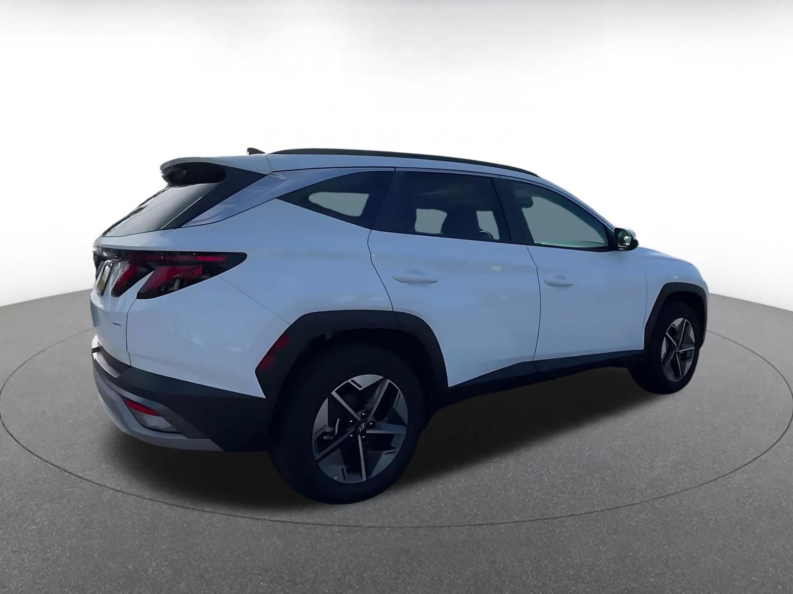 Used 2025 Hyundai Tucson SEL AWD/4WD image 14