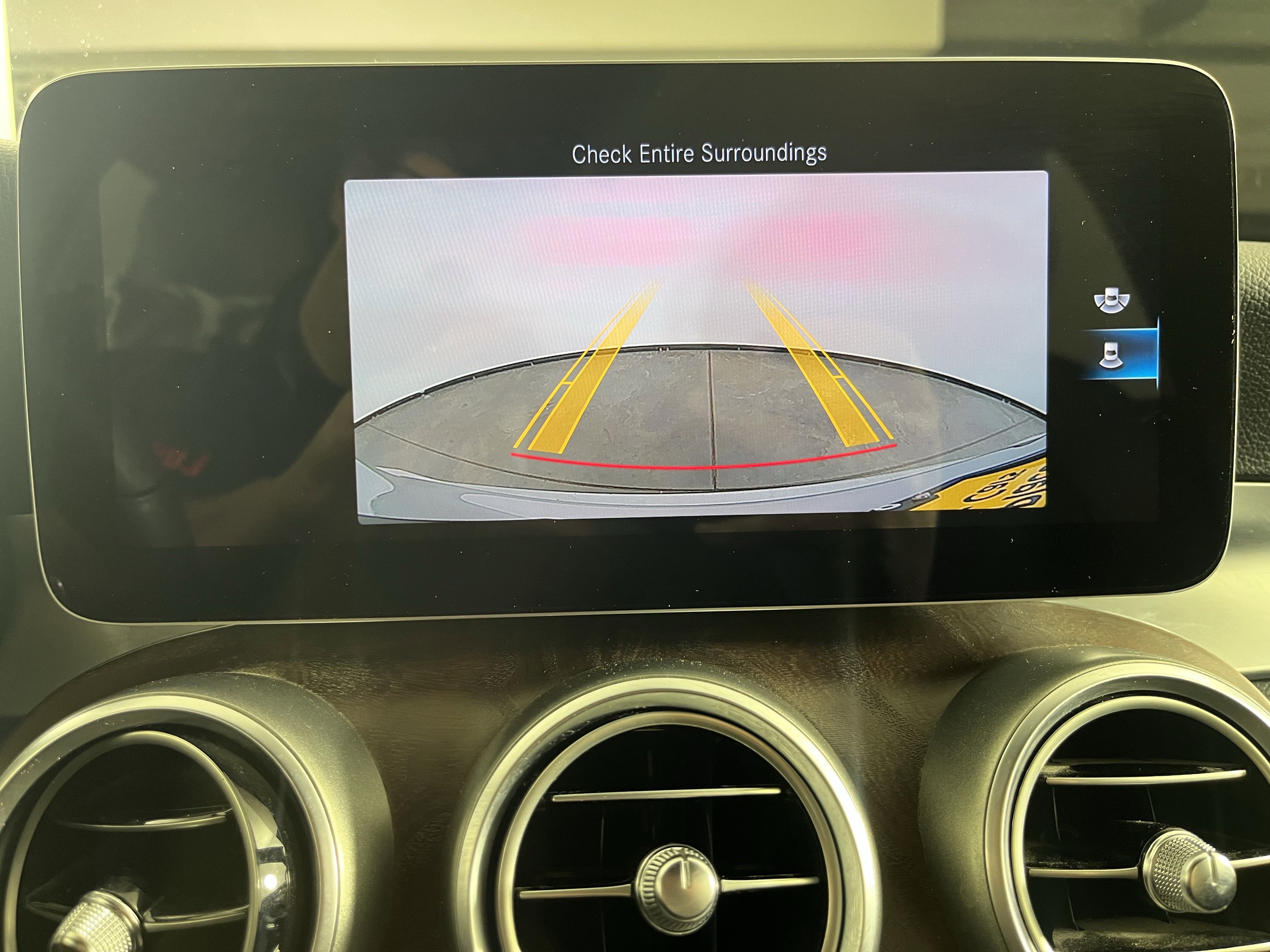 Used 2020 Mercedes-Benz GLC 300 4MATIC image 28