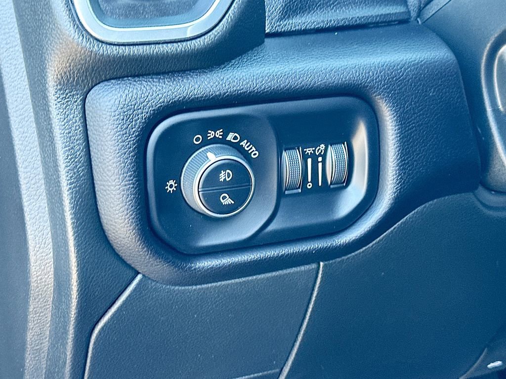 Used 2024 RAM 3500 Laramie w/ Chrome Bumper Package image 11