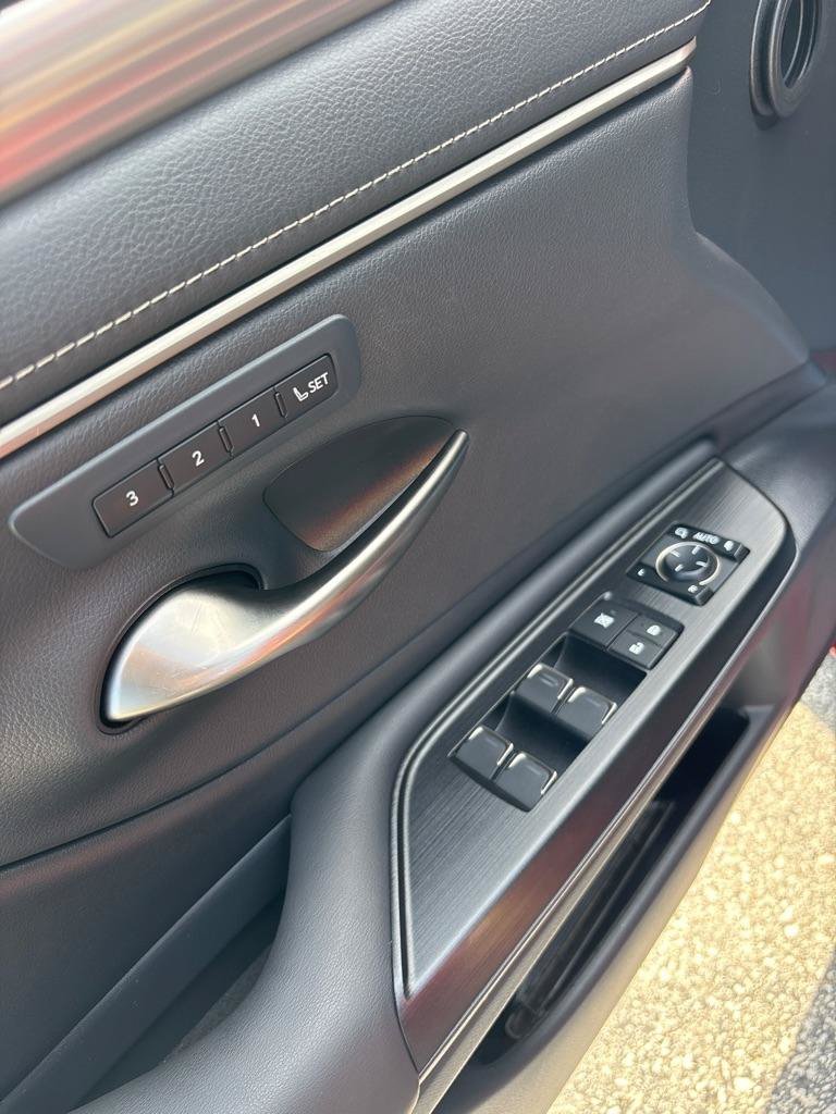 Used 2021 Lexus ES 350 F Sport w/ Accessory Package FWD image 22