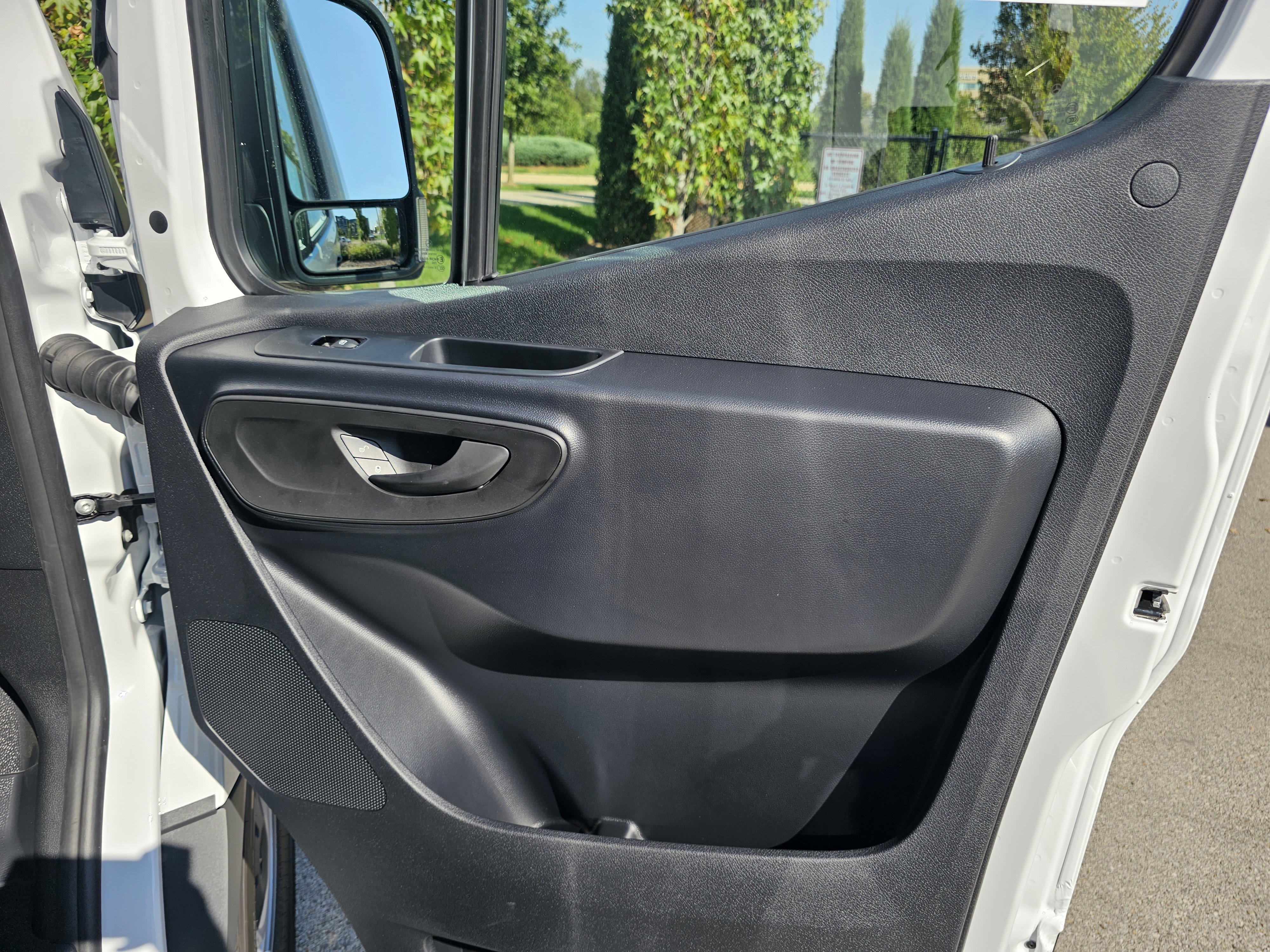 New 2025 Mercedes-Benz Sprinter 2500 image 19