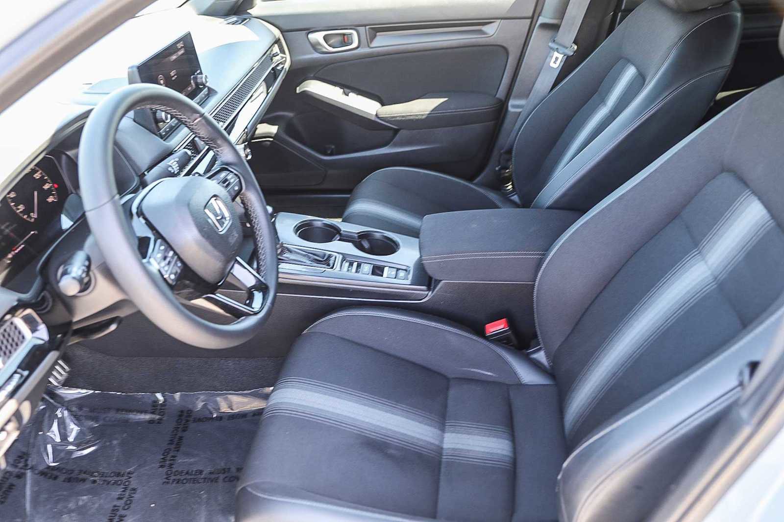 Used 2023 Honda Civic Sport image 17