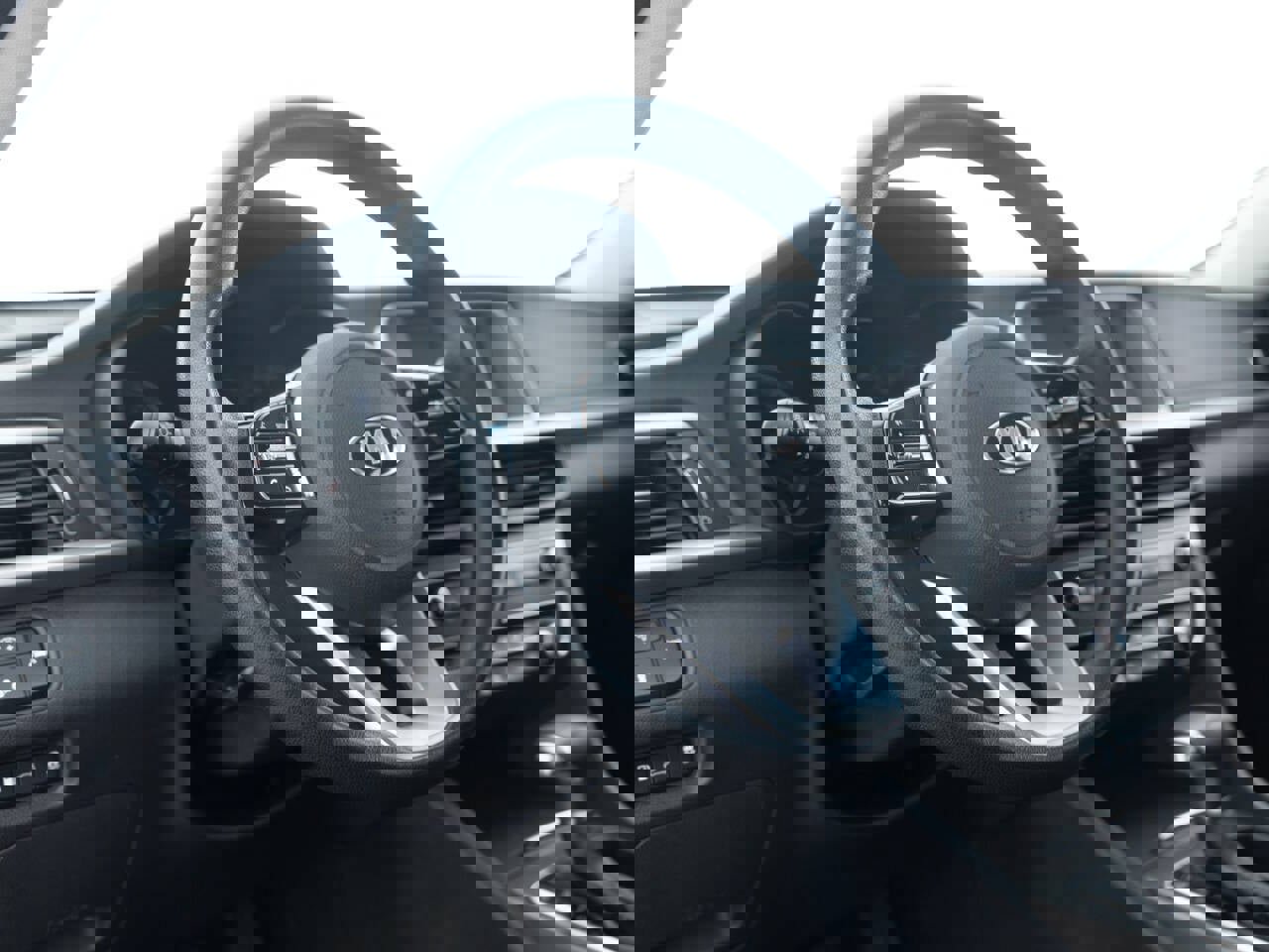 Used 2020 Kia Optima LX image 23