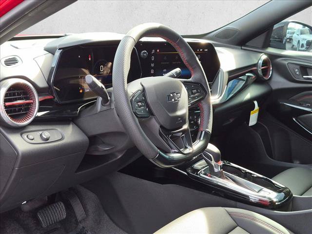 New 2026 Chevrolet Trax RS w/ Driver Confidence Package FWD image 3