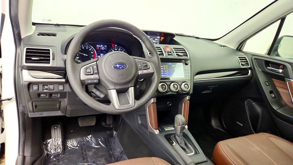 Used 2018 Subaru Forester 2.5i Touring AWD/4WD image 13