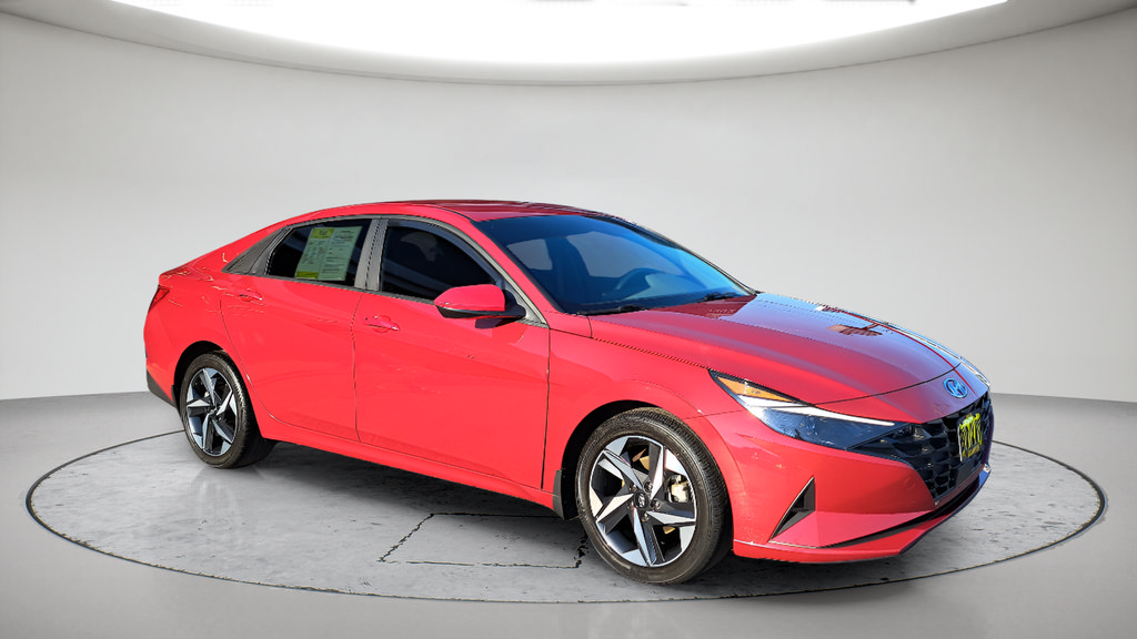 Used 2023 Hyundai Elantra SEL w/ Convenience Package FWD image 3