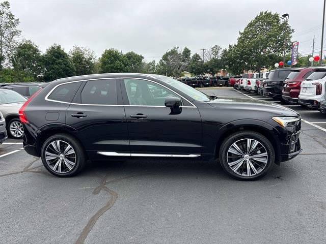 Used 2022 Volvo XC60 B6 Inscription w/ Advanced Package AWD/4WD image 2