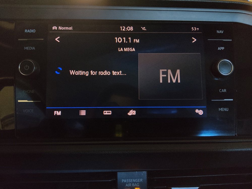 Used 2019 Volkswagen Jetta SEL Premium image 25