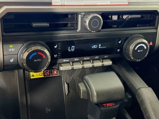 Certified 2025 Toyota 4Runner TRD Off-Road Premium AWD/4WD image 15