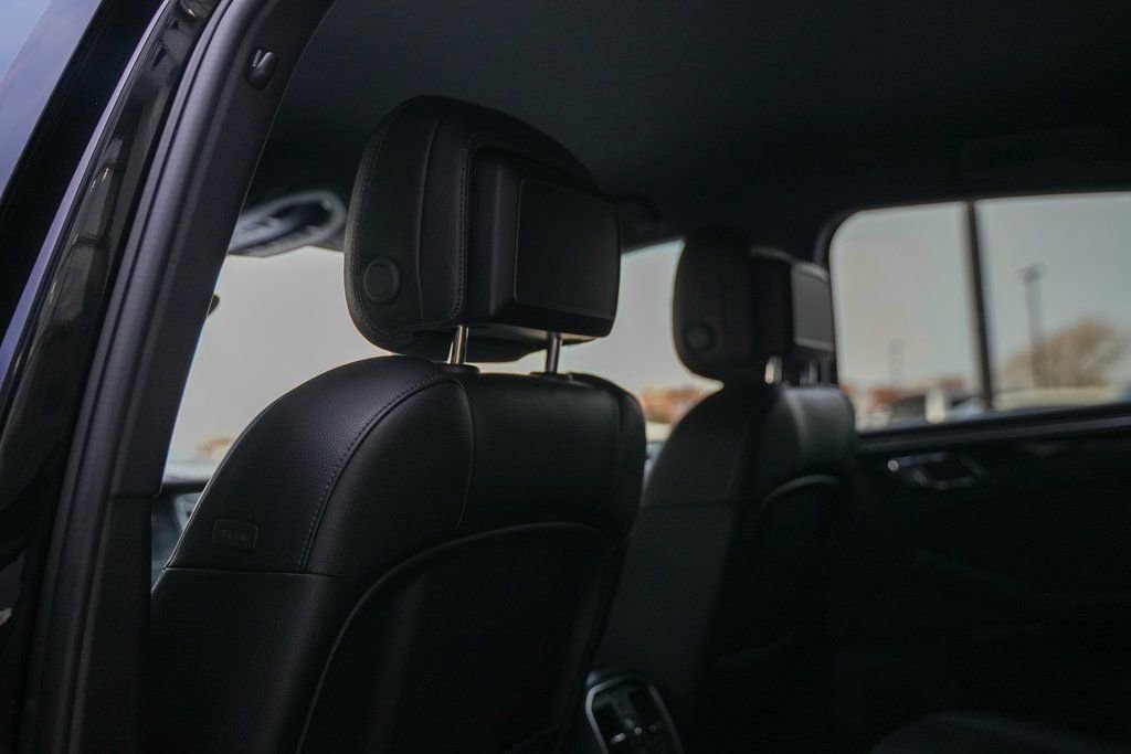 Used 2017 Porsche Macan w/ Driver Memory Package image 54