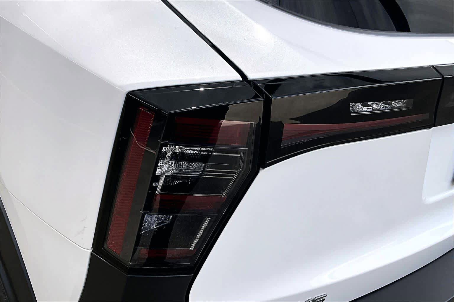 New 2026 Nissan Kicks SR FWD image 12