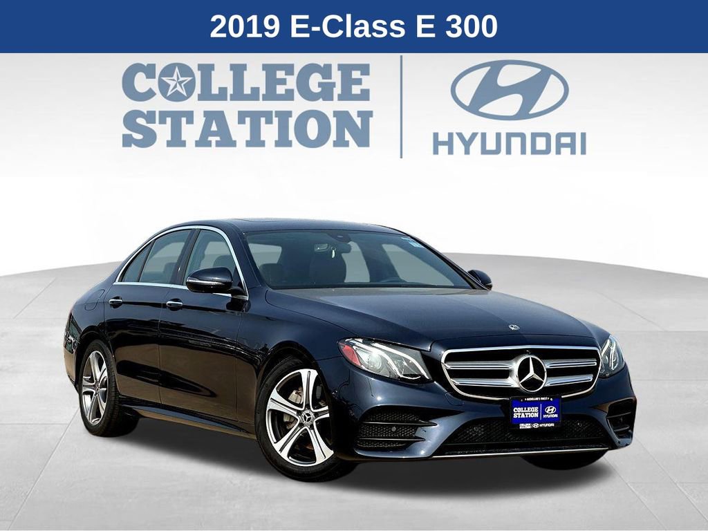 Used 2019 Mercedes-Benz E 300 image 1