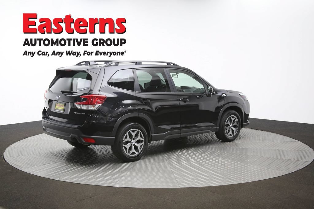 Used 2022 Subaru Forester Premium AWD/4WD image 45