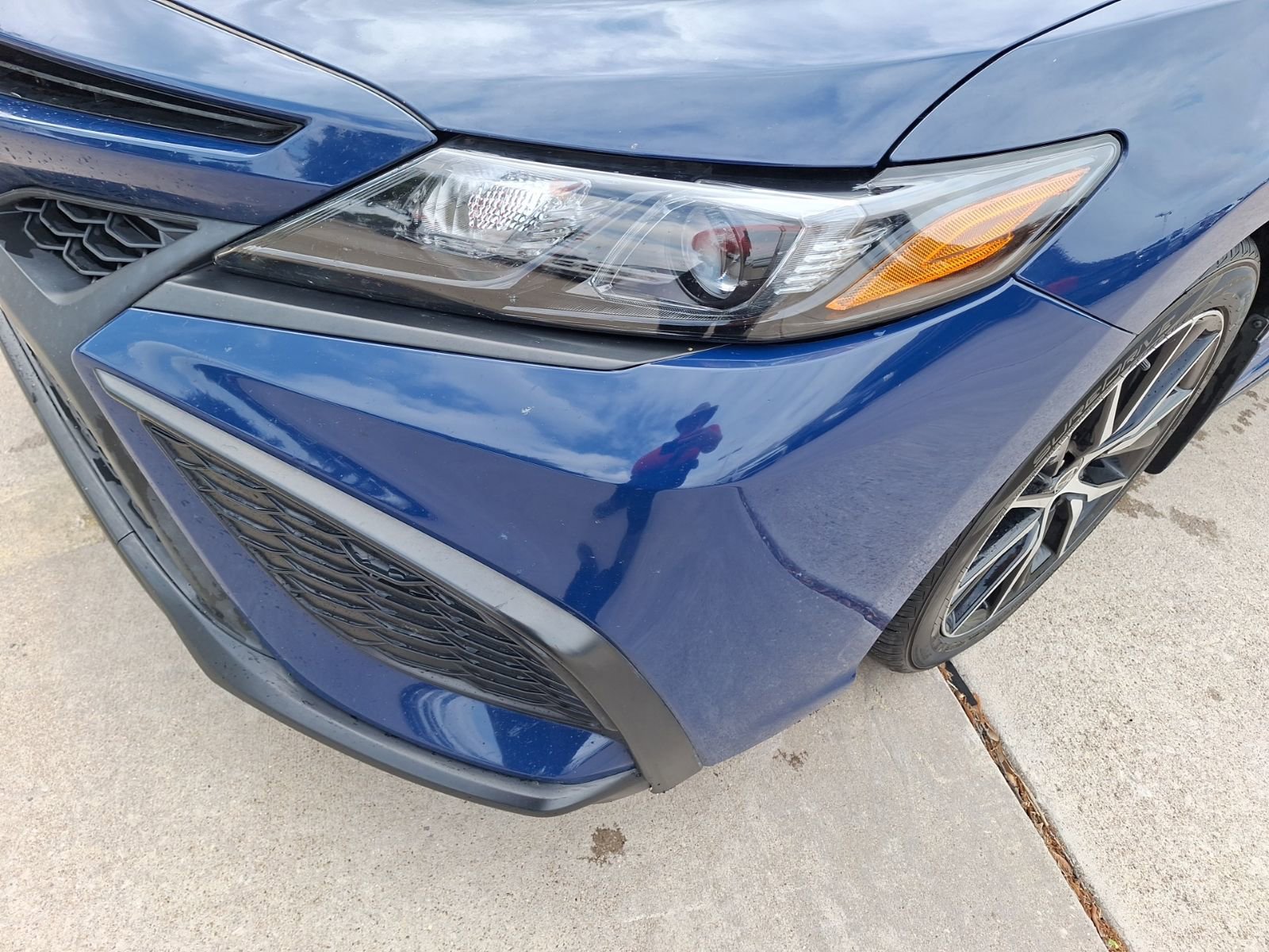 Used 2023 Toyota Camry SE FWD image 10