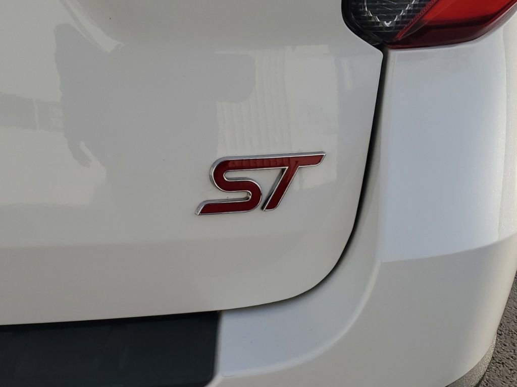 Used 2022 Ford Explorer ST w/ Equipment Group 401A image 7