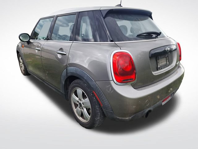 Used 2017 MINI Cooper 4-Door Hardtop FWD image 8