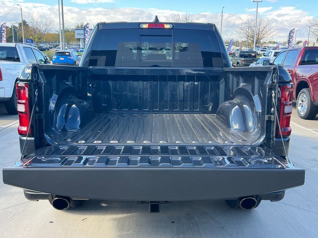 New 2026 RAM 1500 4x4 Crew Cab image 17