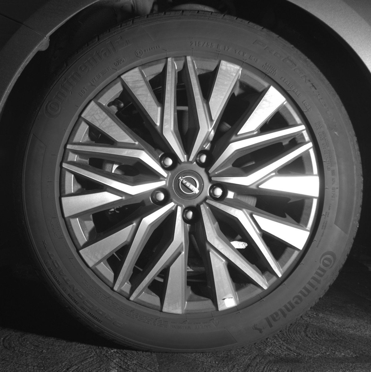 Used 2025 Nissan Altima 2.5 SV image 12