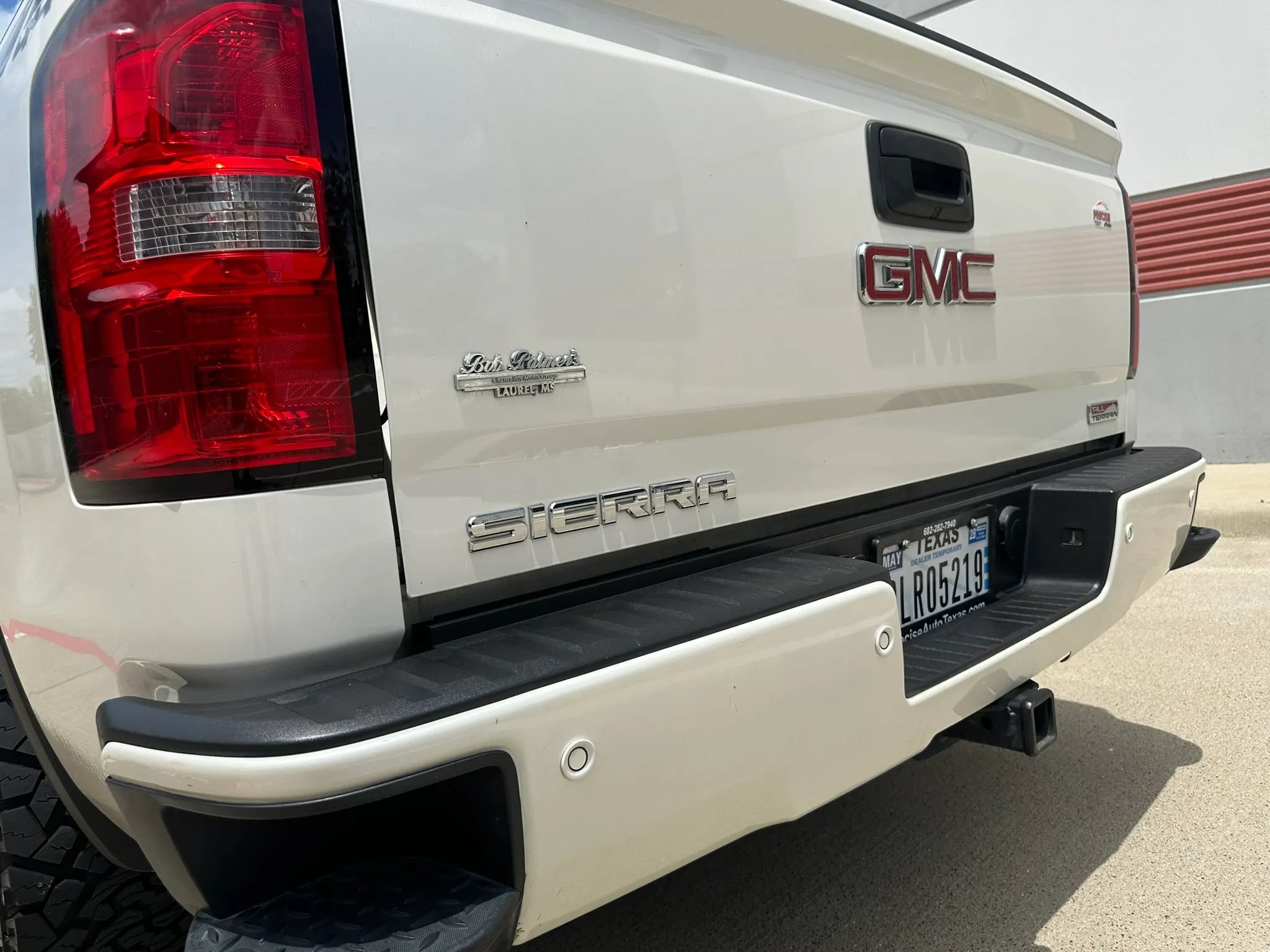 Used 2015 GMC Sierra 1500 SLT AWD/4WD image 14
