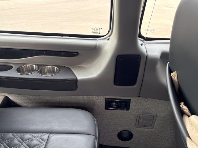 Used 2023 Chevrolet Express 2500 RWD image 19