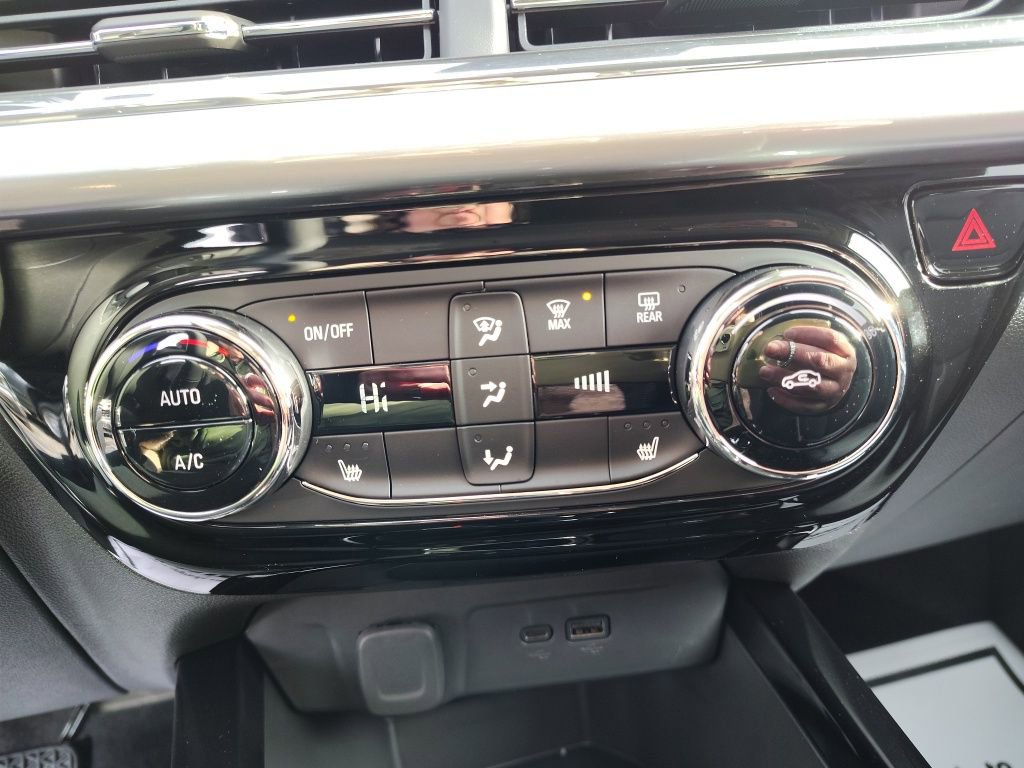 New 2026 Chevrolet Trax LT image 14