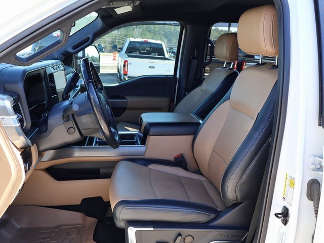 Used 2023 Ford F350 Lariat image 11