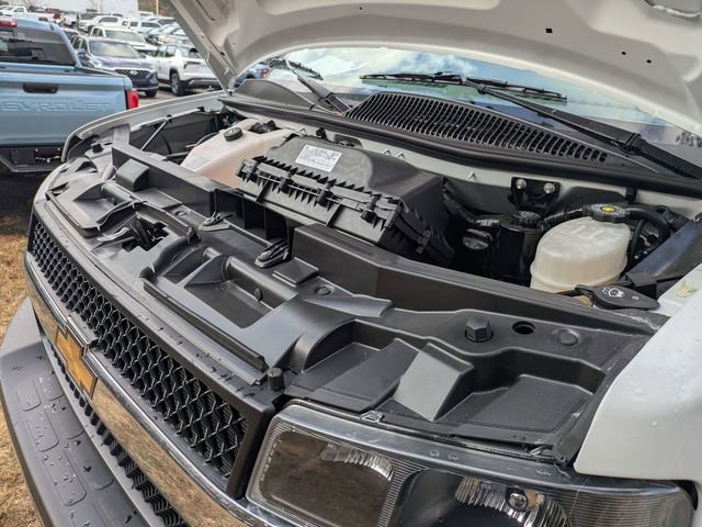 New 2025 Chevrolet Express 3500 w/ Power Convenience Package image 23