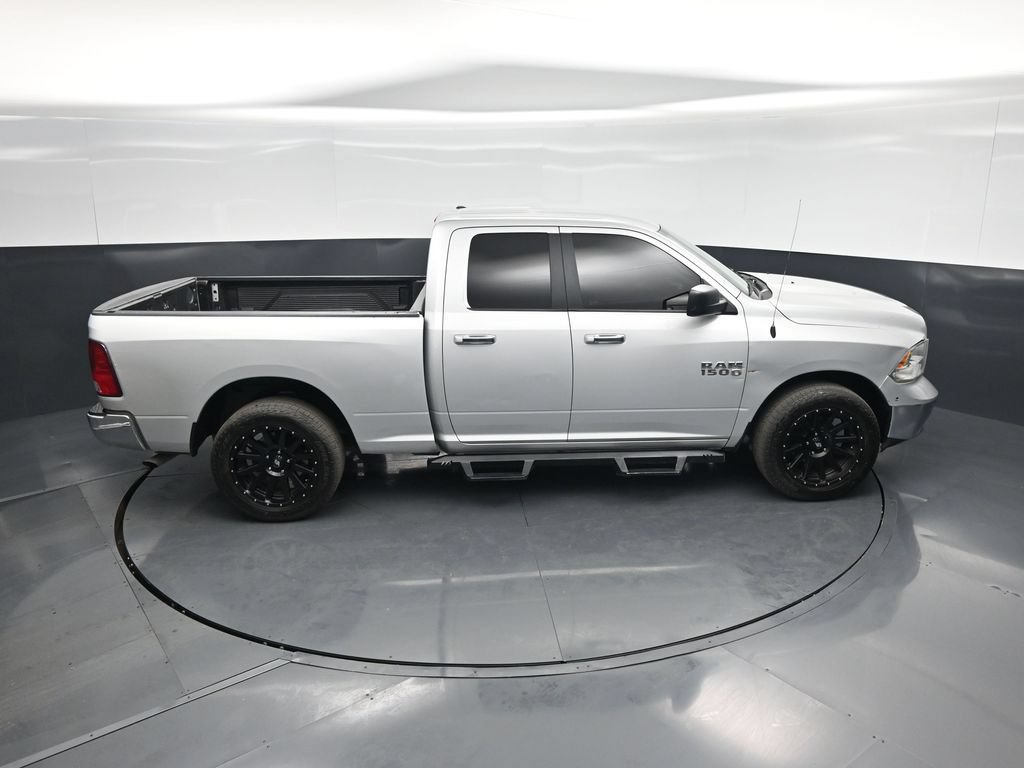Used 2018 RAM 1500 Classic SLT RWD image 31