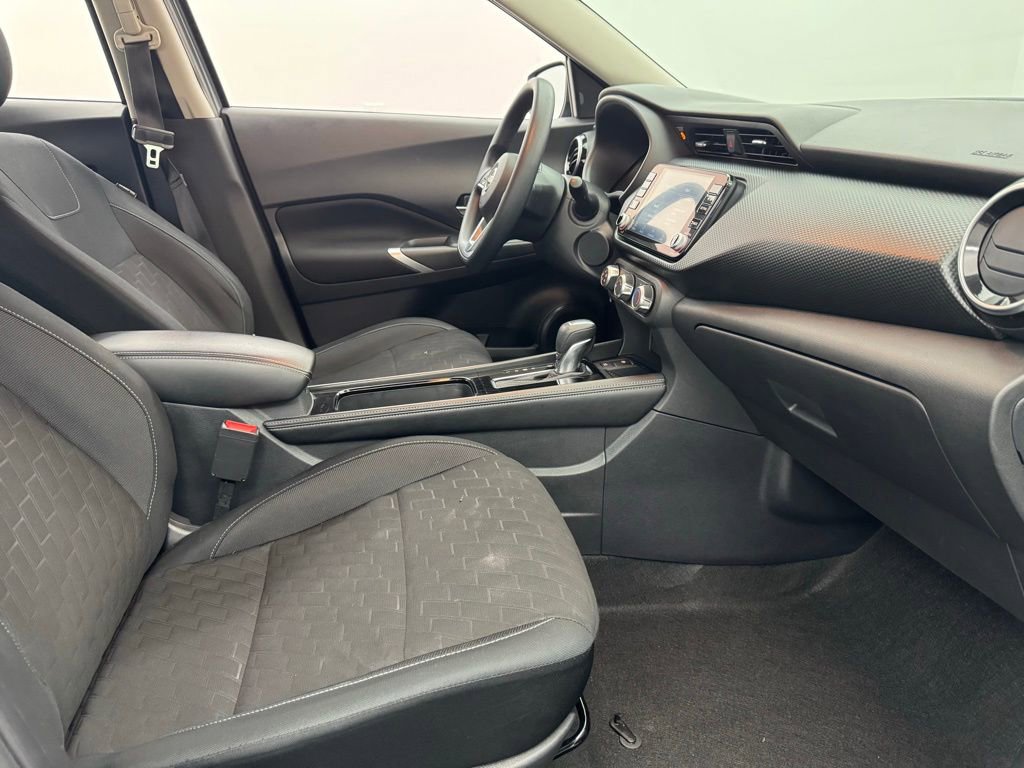 Used 2024 Nissan Kicks SV FWD image 28