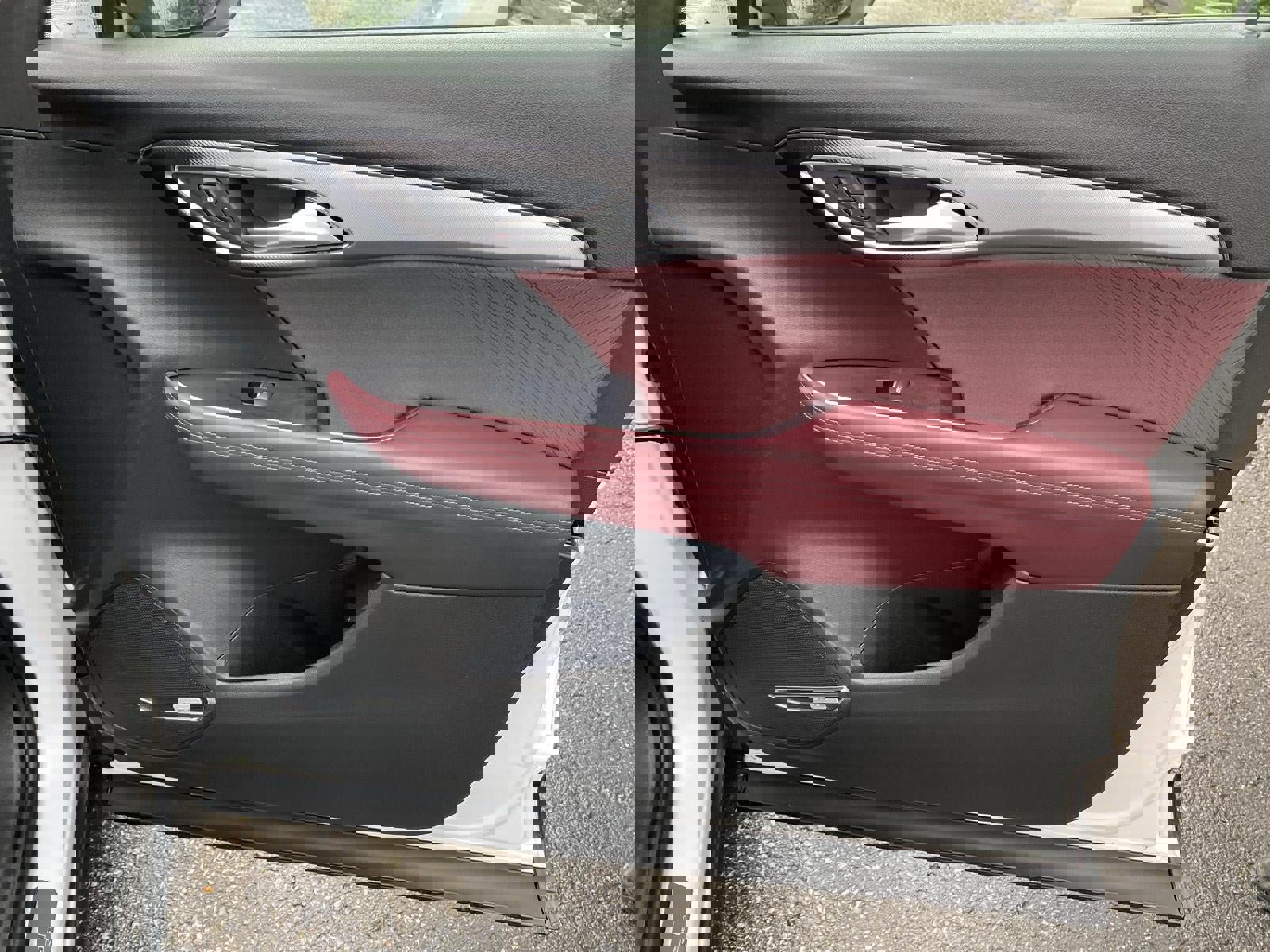 Certified 2025 Buick Envision Sport Touring image 37