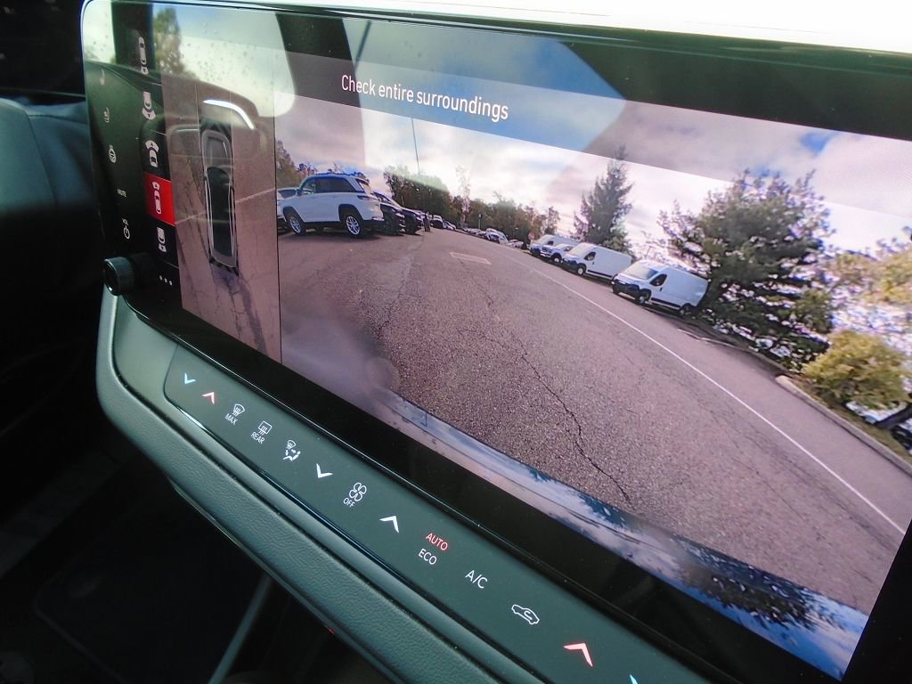 Used 2024 Dodge Charger R/T w/ Plus Group image 28