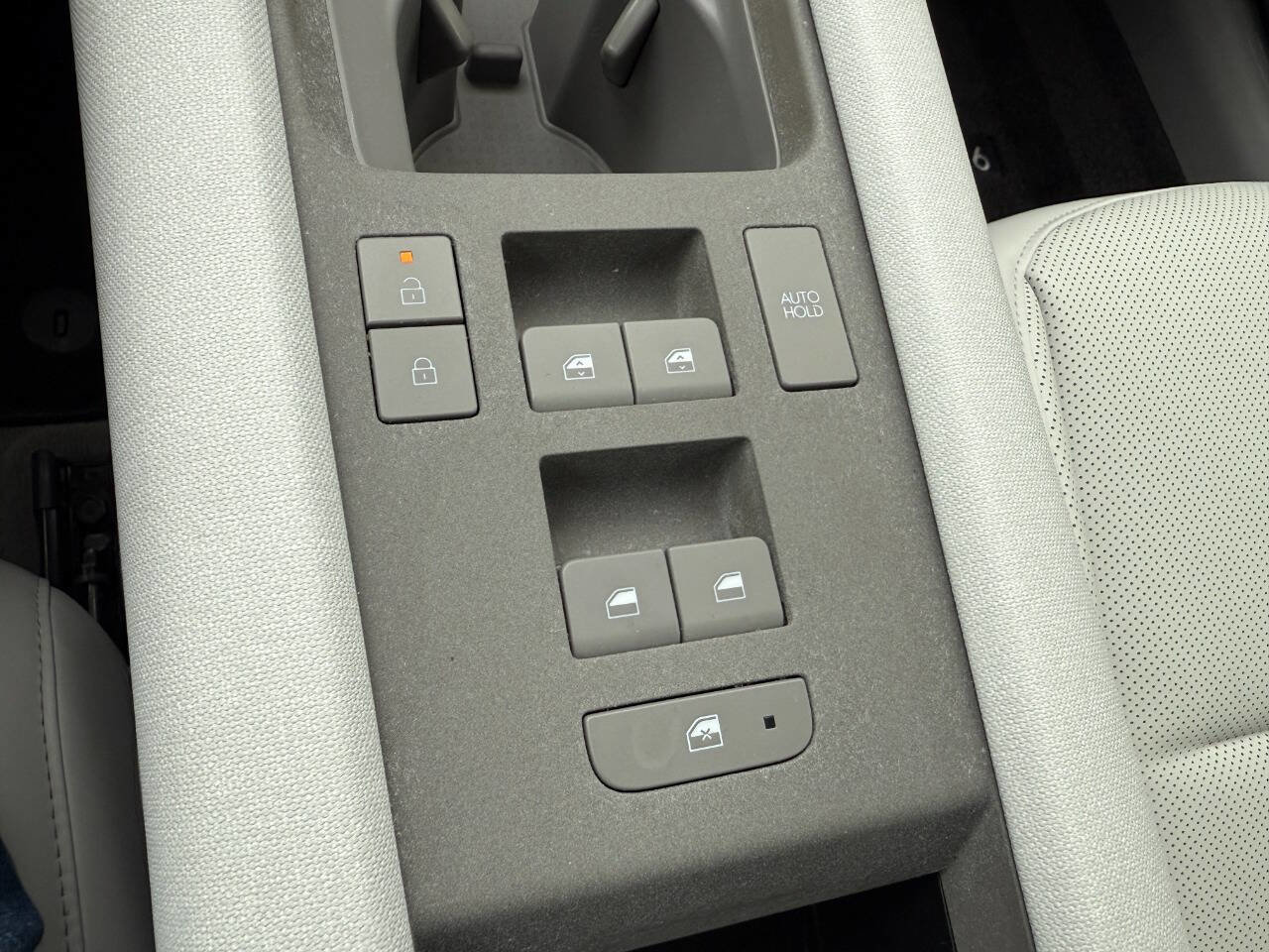 Used 2024 Hyundai Ioniq 6 SEL image 40