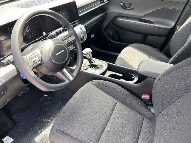 New 2027 Hyundai Kona SE AWD/4WD image 13