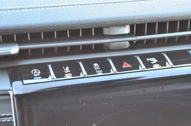 New 2025 Jeep Grand Cherokee Limited image 27