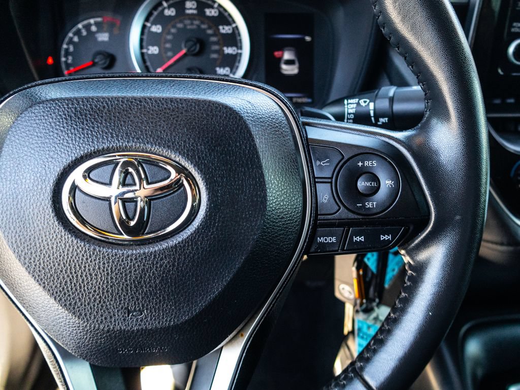 Used 2022 Toyota Corolla SE w/ Carpet Mat Package (TMS) FWD image 33