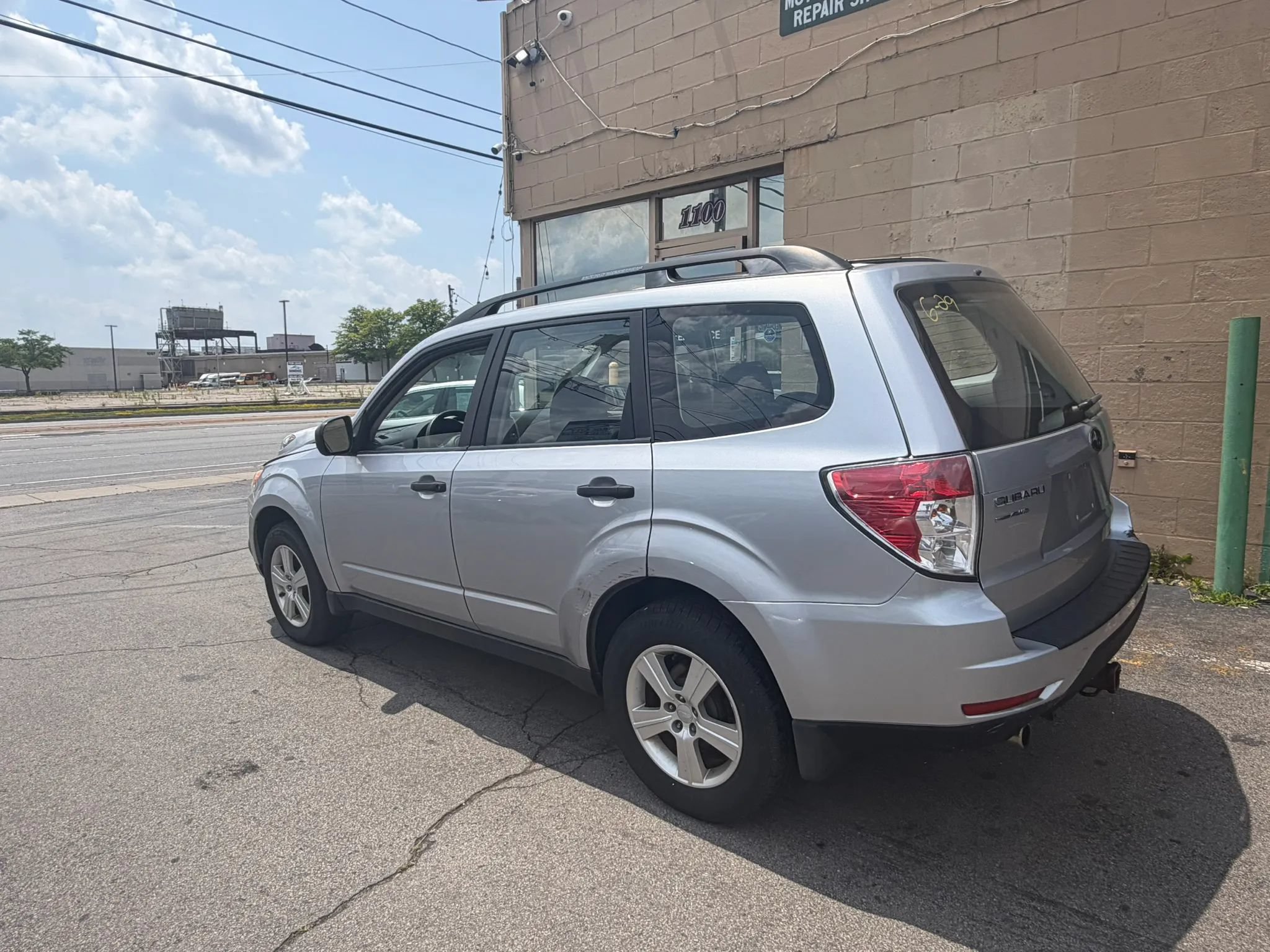 Used 2012 Subaru Forester 2.5X w/ Alloy Wheel Pkg AWD/4WD image 6