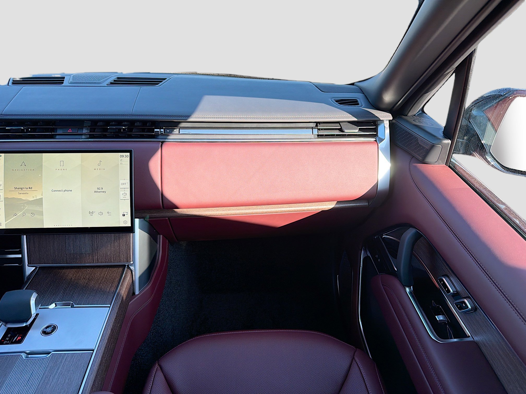 New 2026 Land Rover Range Rover Long Wheelbase Autobiography image 19