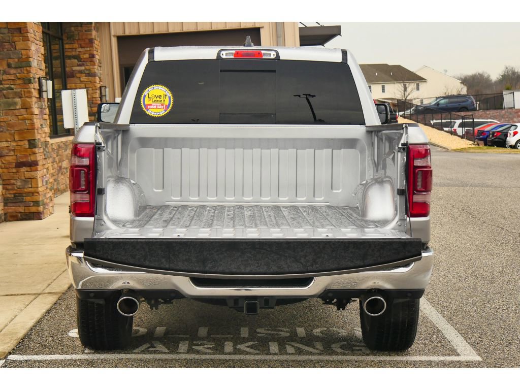 Used 2021 RAM 1500 Laramie AWD/4WD image 30