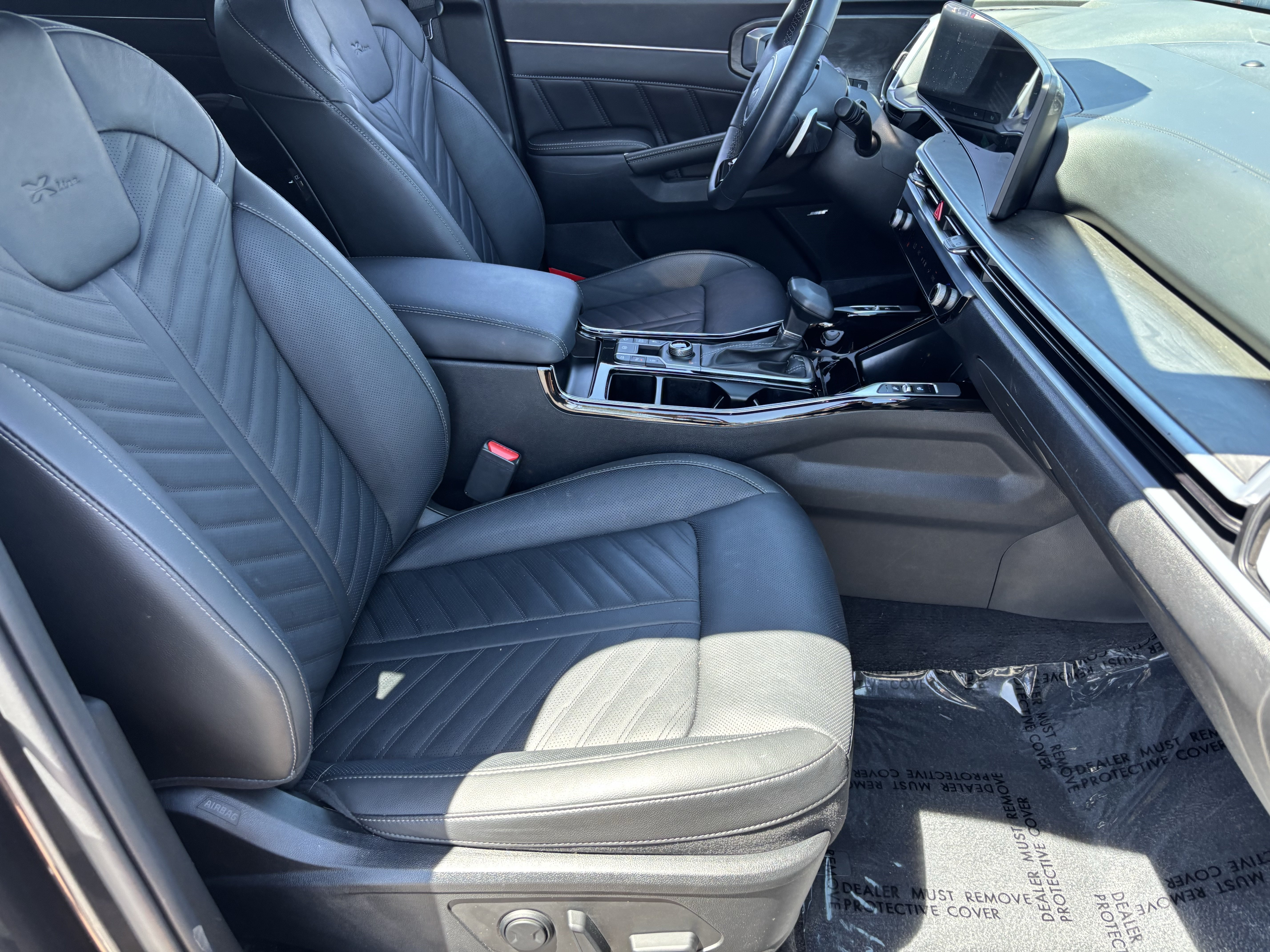 Certified 2025 Kia Sorento SX Prestige AWD/4WD image 9