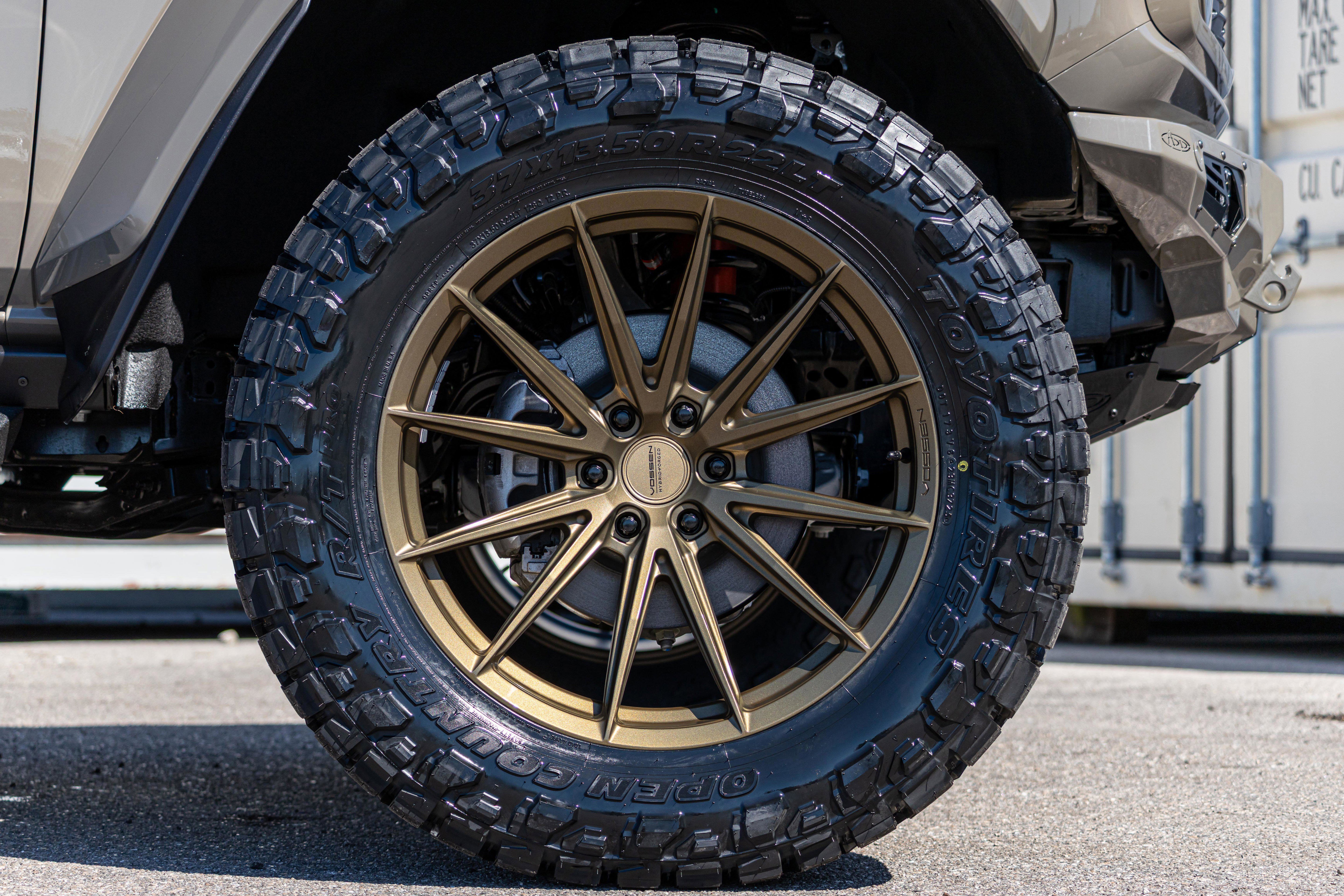 New 2025 Ford Bronco Raptor image 19