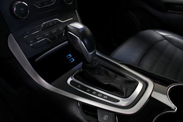 Used 2022 Ford Escape SE w/ Cold Weather Package image 11