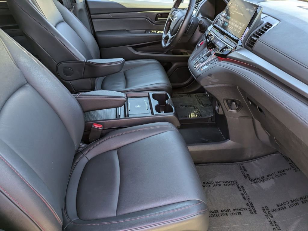 Used 2025 Honda Odyssey Sport-L image 29