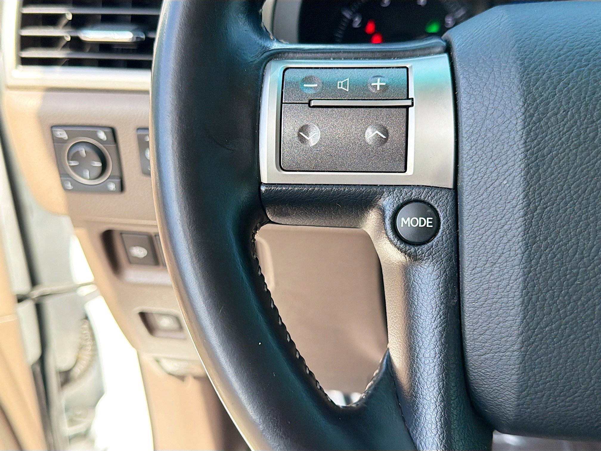 Used 2019 Lexus GX 460 Premium image 36