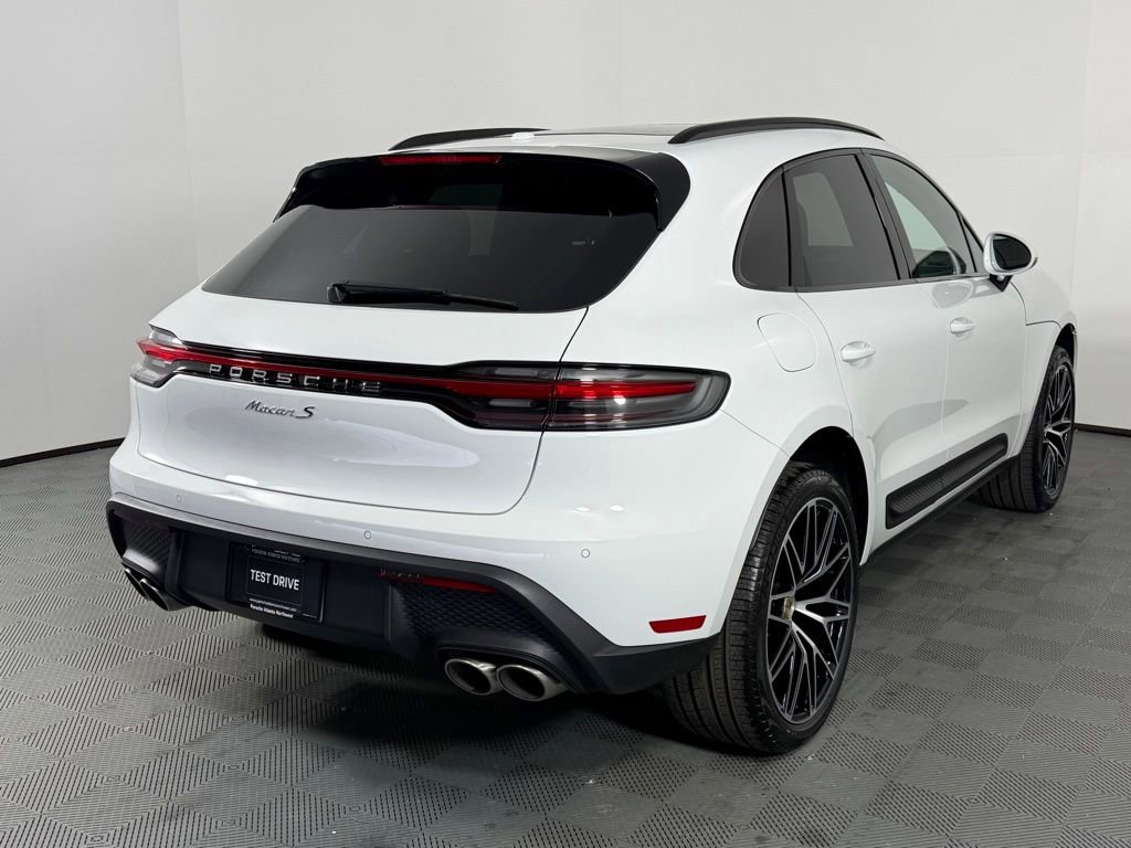 New 2026 Porsche Macan S image 7
